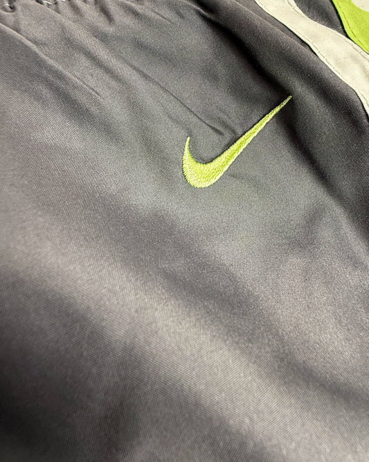 NIKE TRACKPANT (M)